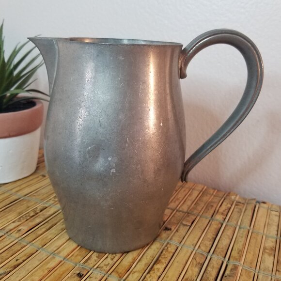 Vintage Pewter Pitcher Rustic Vase Pewterware 7" Tall with Handle - Picture 2 of 9